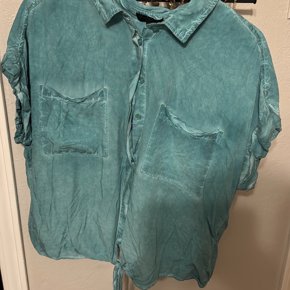 Teal Button-Up Shirt with Pockets